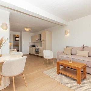 Appartement à 2 Chambres à Coucher